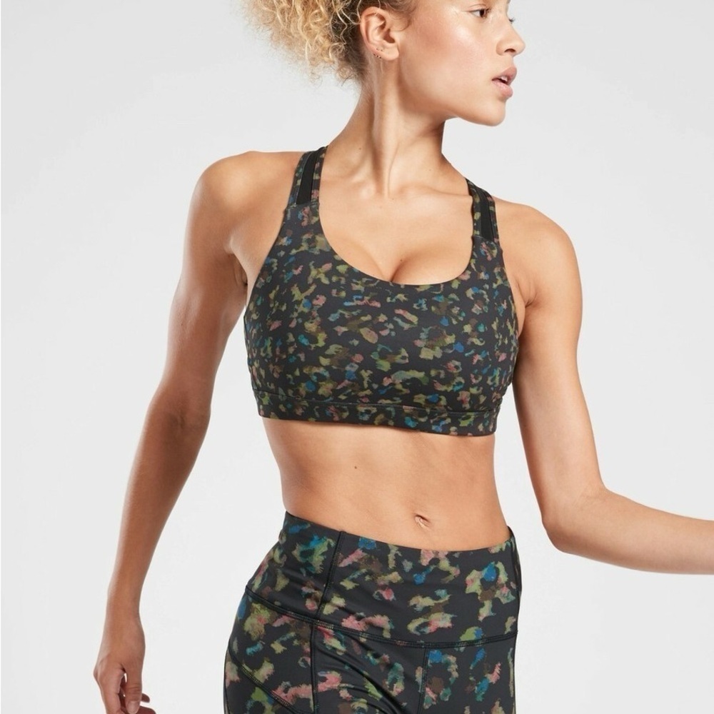 EUC - Athleta Contender Bra - Forest Leopard - Size XL